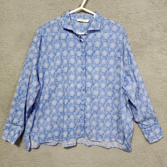 Tops - Fedeli Womens Blue Floral Button Up Shirt Size 42 Made in Italy Flowy Light